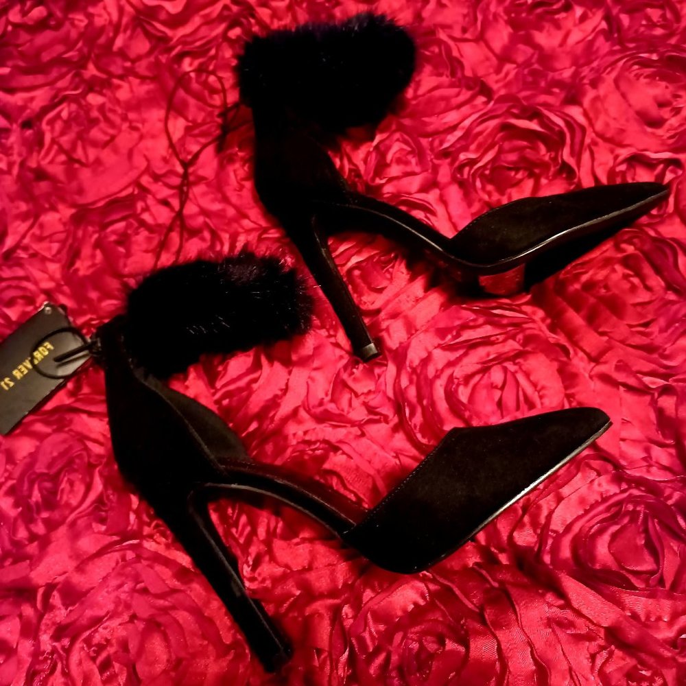 FAUX FUR ANKLE STRAP HEELS
